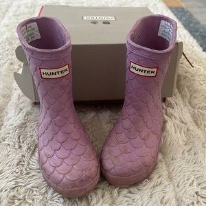 Hunter kids boots. Purple “mermaid” SZ 6